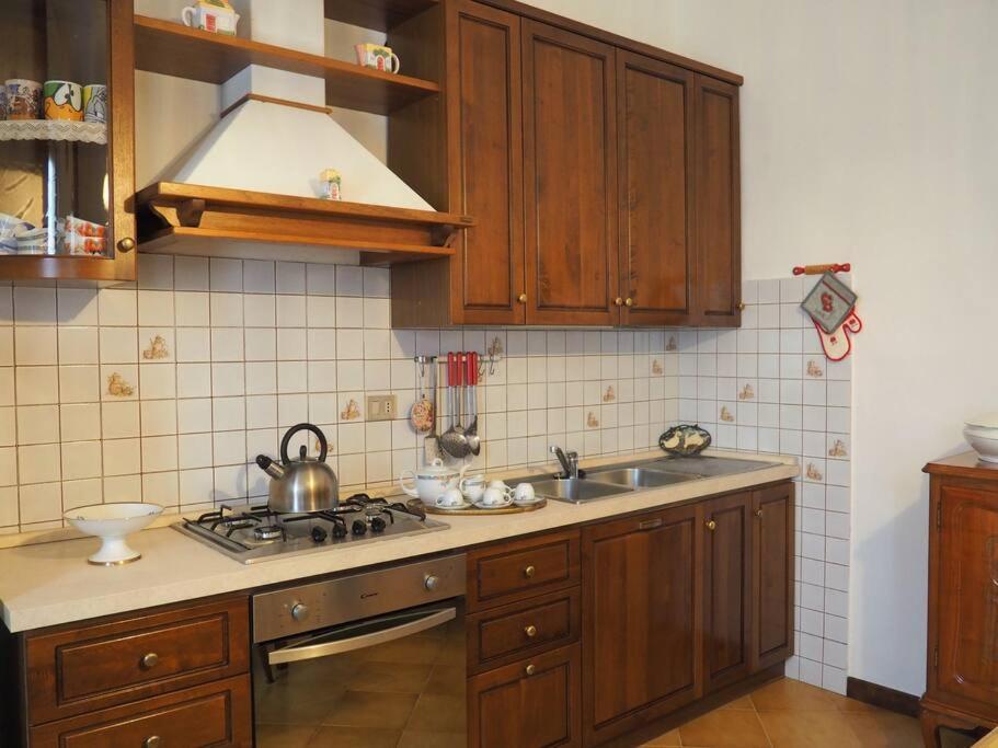 شقة Casa Volpe Magliano Alfieri المظهر الخارجي الصورة